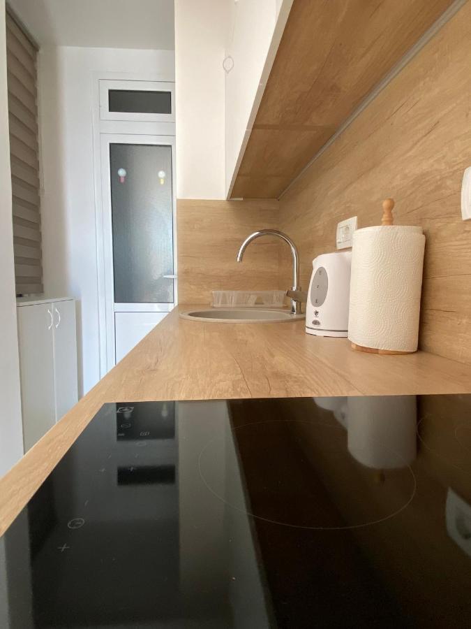 Acacia Apartmani Sutomore Eksteriør bilde